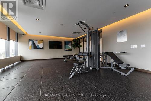 919 - 38 Honeycrisp Crescent, Vaughan, ON - Indoor Photo Showing Gym Room