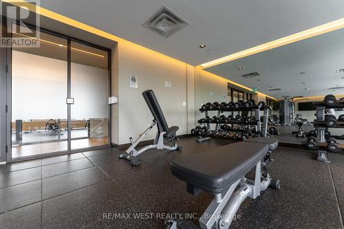 919 - 38 Honeycrisp Crescent, Vaughan, ON - Indoor Photo Showing Gym Room