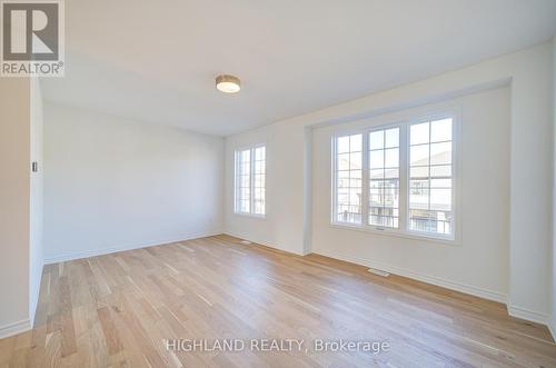 3034 Bramall Crescent, Oakville, ON - Indoor Photo Showing Other Room