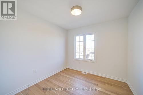 3034 Bramall Crescent, Oakville, ON - Indoor Photo Showing Other Room