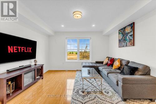 34 Battalion Road, Brampton, ON - Indoor Photo Showing Living Room