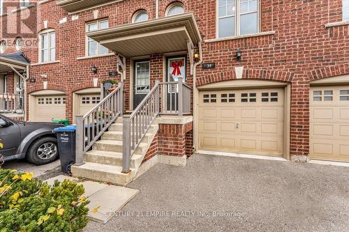 34 Battalion Road, Brampton, ON - Outdoor With Facade