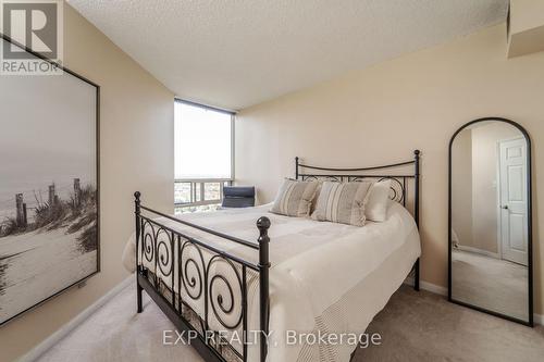 2101 - 45 Kingsbridge Garden Circle, Mississauga, ON - Indoor Photo Showing Bedroom