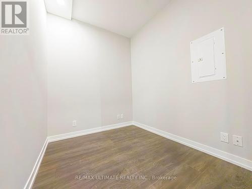 3012 - 5 Buttermill Avenue, Vaughan, ON - Indoor Photo Showing Other Room