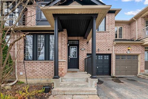 19 Chelton Drive, Richmond Hill, ON - Outdoor With Facade