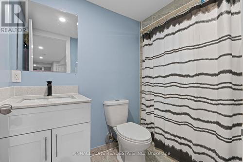 19 Chelton Drive, Richmond Hill, ON - Indoor Photo Showing Bathroom