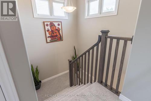 7299 Sherrilee Crescent, Niagara Falls (222 - Brown), ON - Indoor Photo Showing Other Room