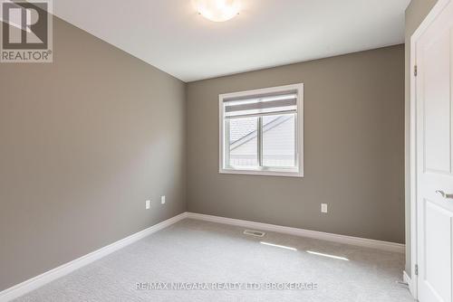 7299 Sherrilee Crescent, Niagara Falls (222 - Brown), ON - Indoor Photo Showing Other Room