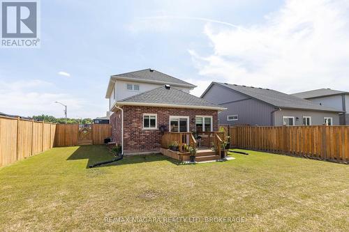 7299 Sherrilee Crescent, Niagara Falls (222 - Brown), ON - Outdoor With Exterior