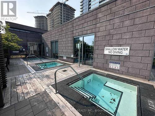 2306 - 121 Mcmahon Drive, Toronto, ON -  With In Ground Pool