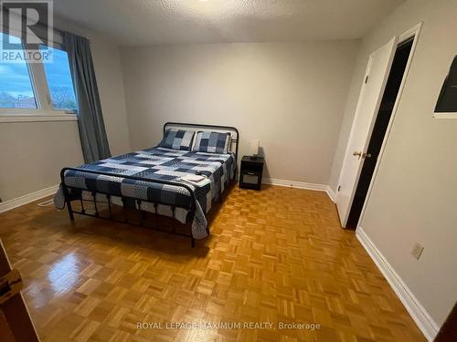 57 Cabaletta Crescent, Vaughan, ON - Indoor Photo Showing Bedroom