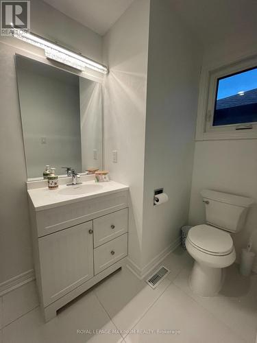 57 Cabaletta Crescent, Vaughan, ON - Indoor Photo Showing Bathroom