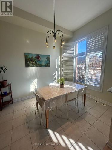 5197 Preservation Circle, Mississauga, ON - Indoor Photo Showing Dining Room