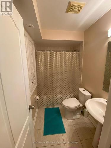 5197 Preservation Circle, Mississauga, ON - Indoor Photo Showing Bathroom