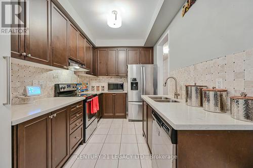 67 Zelda Road, Brampton, ON - Indoor Photo Showing Kitchen With Stainless Steel Kitchen With Double Sink With Upgraded Kitchen