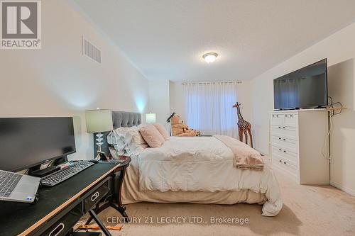 67 Zelda Road, Brampton, ON - Indoor Photo Showing Bedroom