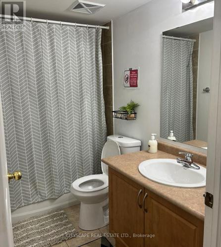 2020 - 3035 Finch Avenue W, Toronto, ON - Indoor Photo Showing Bathroom