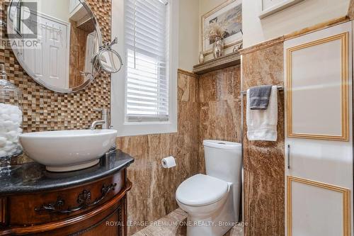 524 Salem Avenue N, Toronto, ON - Indoor Photo Showing Bathroom