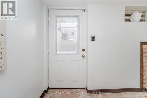 524 Salem Avenue N, Toronto, ON - Indoor Photo Showing Other Room