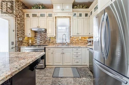 524 Salem Avenue N, Toronto, ON - Indoor Photo Showing Kitchen With Stainless Steel Kitchen With Upgraded Kitchen