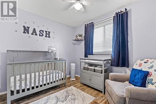 5938 Crimson Drive, Niagara Falls (220 - Oldfield), ON - Indoor Photo Showing Bedroom