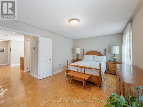 74 Thomas Legge Crescent, Richmond Hill, ON - Indoor Photo Showing Bedroom