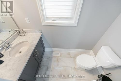 1507 Lakeport Crescent, Oakville, ON - Indoor Photo Showing Bathroom