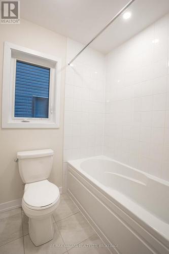 42 Sunflower Crescent, Thorold (562 - Hurricane/Merrittville), ON - Indoor Photo Showing Bathroom