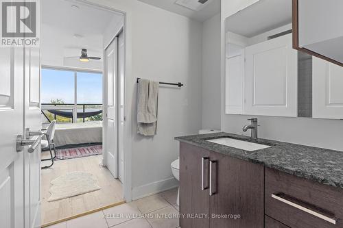 502 - 485 Richmond Road, Ottawa, ON - Indoor Photo Showing Bathroom