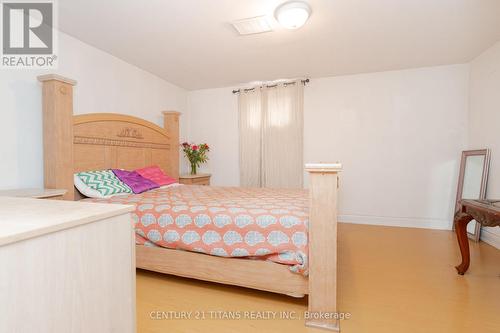 15 Merrian Road, Toronto, ON - Indoor Photo Showing Bedroom