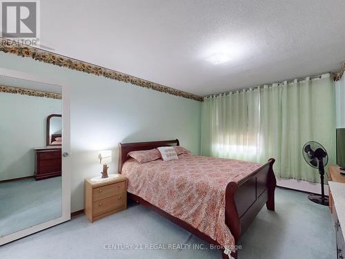 505 - 10 Parkway Forest Drive, Toronto, ON - Indoor Photo Showing Bedroom