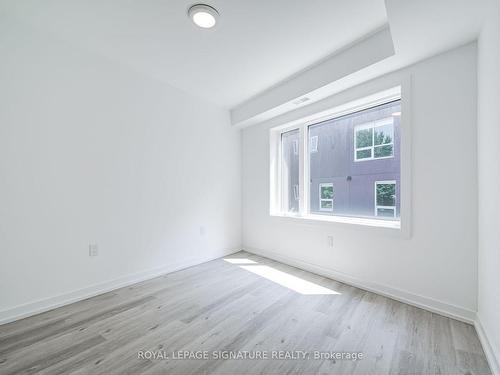 3-3039 Dundas St W, Toronto, ON - Indoor Photo Showing Other Room