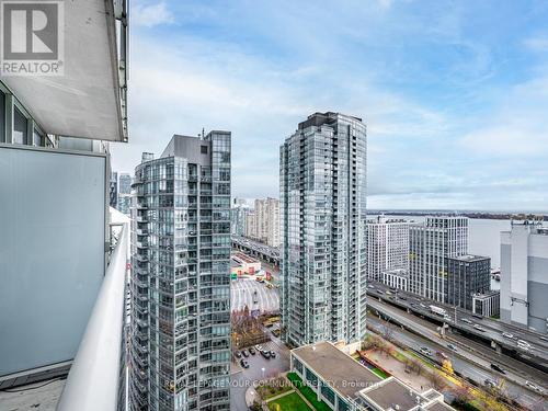 2811 - 10 Navy Wharf Court, Toronto, ON - Outdoor With Facade