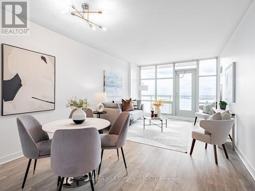 2811 - 10 Navy Wharf Court, Toronto, ON - Indoor Photo Showing Dining Room