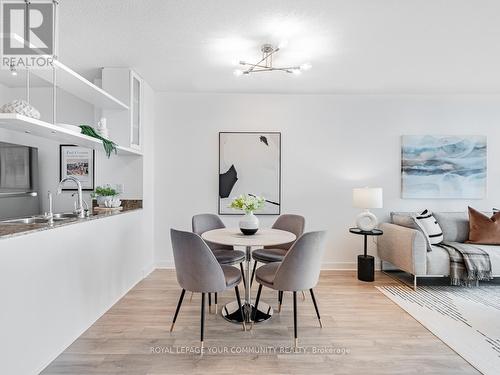 2811 - 10 Navy Wharf Court, Toronto, ON - Indoor Photo Showing Dining Room