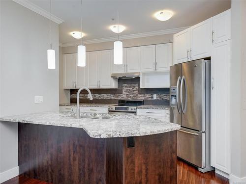 201-9776 Fourth St, Sidney, BC - Indoor Photo Showing Kitchen With Upgraded Kitchen