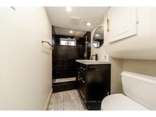 480 Bartley Bull Pkwy, Brampton, ON - Indoor Photo Showing Bathroom