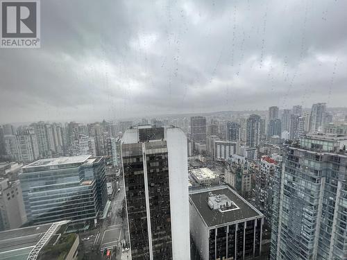 3305 938 Nelson Street, Vancouver, BC -  With View