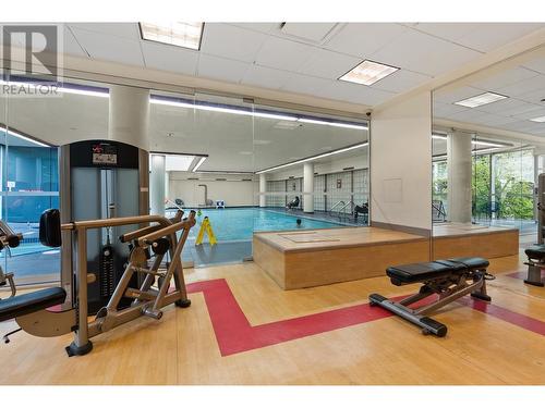 3305 938 Nelson Street, Vancouver, BC - Indoor Photo Showing Gym Room