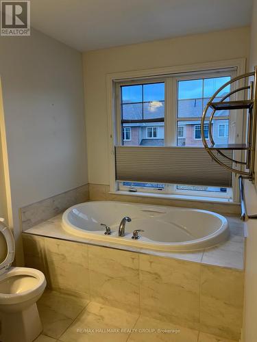 2494 Regatta Avenue, Ottawa, ON - Indoor Photo Showing Bathroom