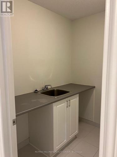 2494 Regatta Avenue, Ottawa, ON - Indoor Photo Showing Laundry Room