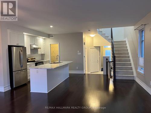 2494 Regatta Avenue, Ottawa, ON - Indoor Photo Showing Kitchen