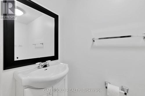 2 - 596 Grey Street, Brantford, ON - Indoor Photo Showing Bathroom