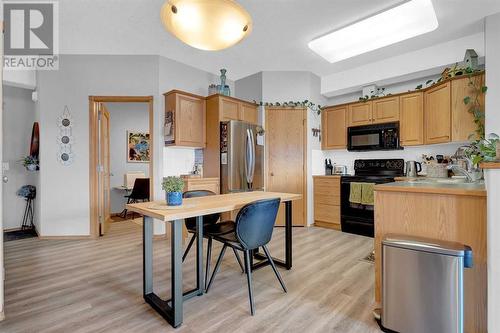 2460, 151 Country Village Road Ne, Calgary, AB - Indoor Photo Showing Kitchen