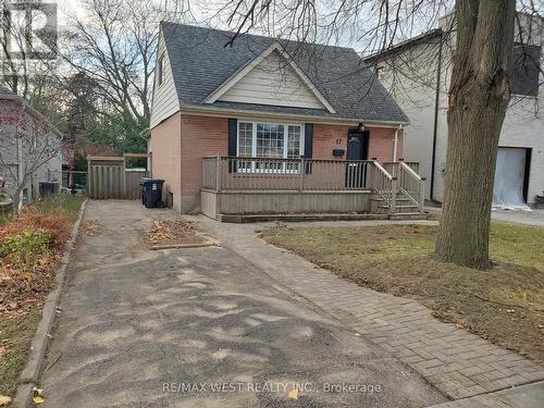 17 Putney Road, Toronto, ON - Outdoor