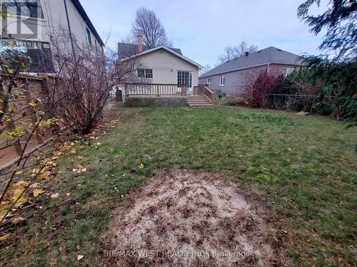 17 Putney Road, Toronto, ON - Outdoor With Deck Patio Veranda