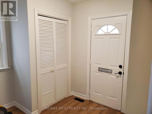 17 Putney Road, Toronto, ON - Indoor Photo Showing Other Room