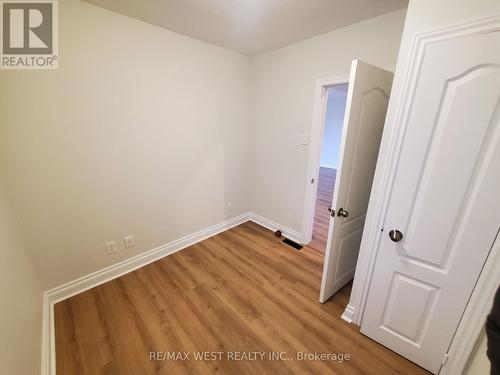 17 Putney Road, Toronto, ON - Indoor Photo Showing Other Room