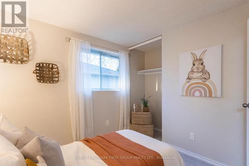 Upper - 757 Edna Court, Oshawa, ON - Indoor Photo Showing Bedroom