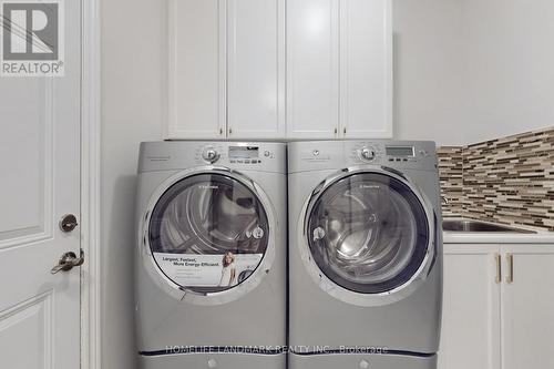 16 Hailsham Court, Vaughan, ON - Indoor Photo Showing Laundry Room